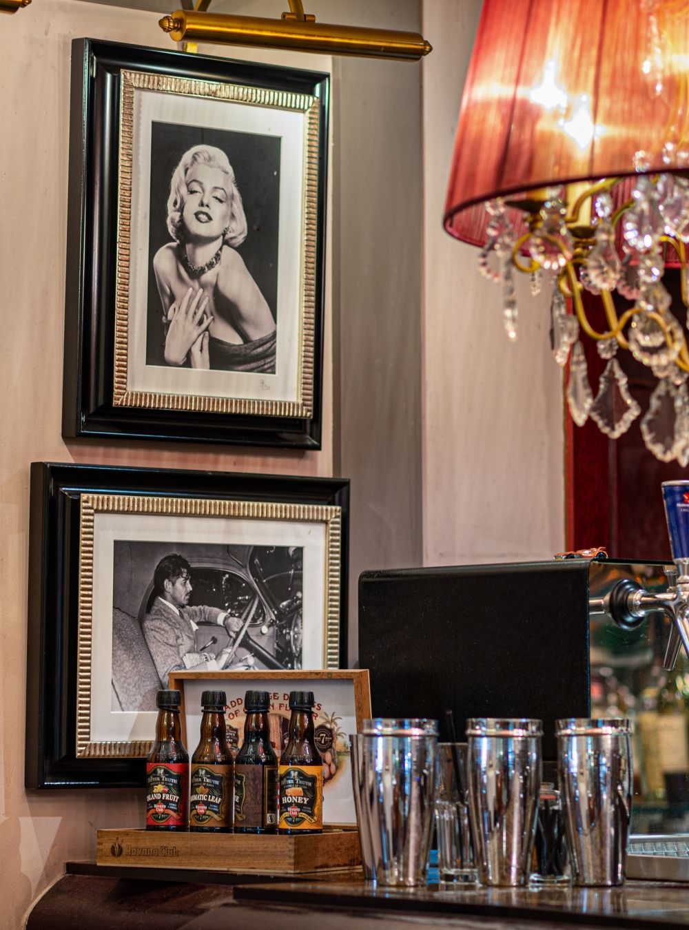 Hotel Royal Geneva - Bogie's Bar